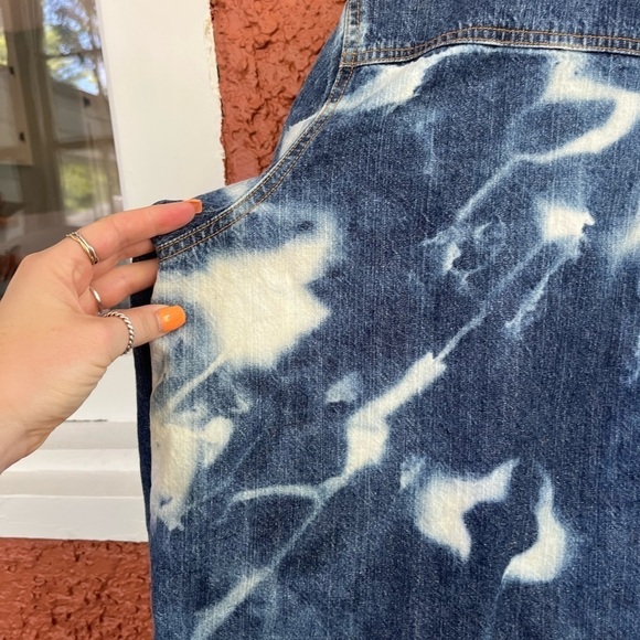 Bill Blass Women’s Hand Bleached Jean Jacket, Unsized - Picture 3 of 11